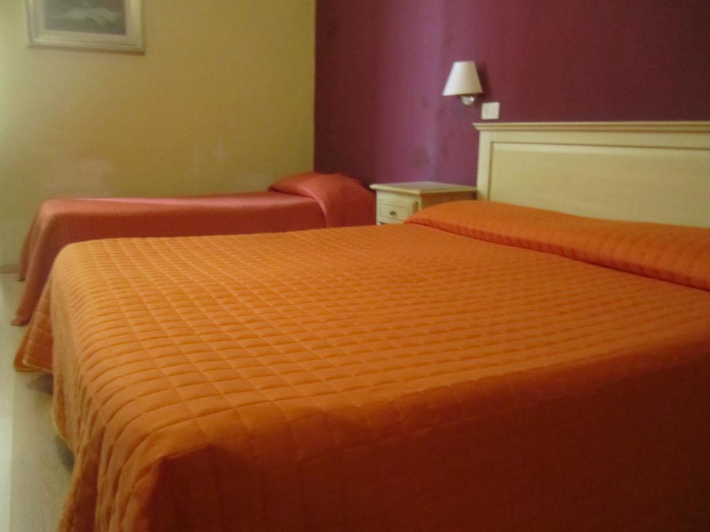 Hotel Savonarola Firenze Szoba fotó