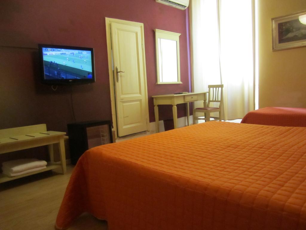 Hotel Savonarola Firenze Szoba fotó